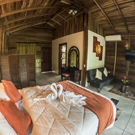 Hotel Rancho Cerro Azul La Fortuna Exteriör bild