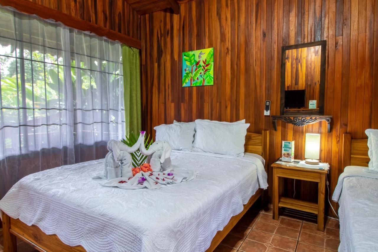 Hotel Rancho Cerro Azul La Fortuna Exteriör bild