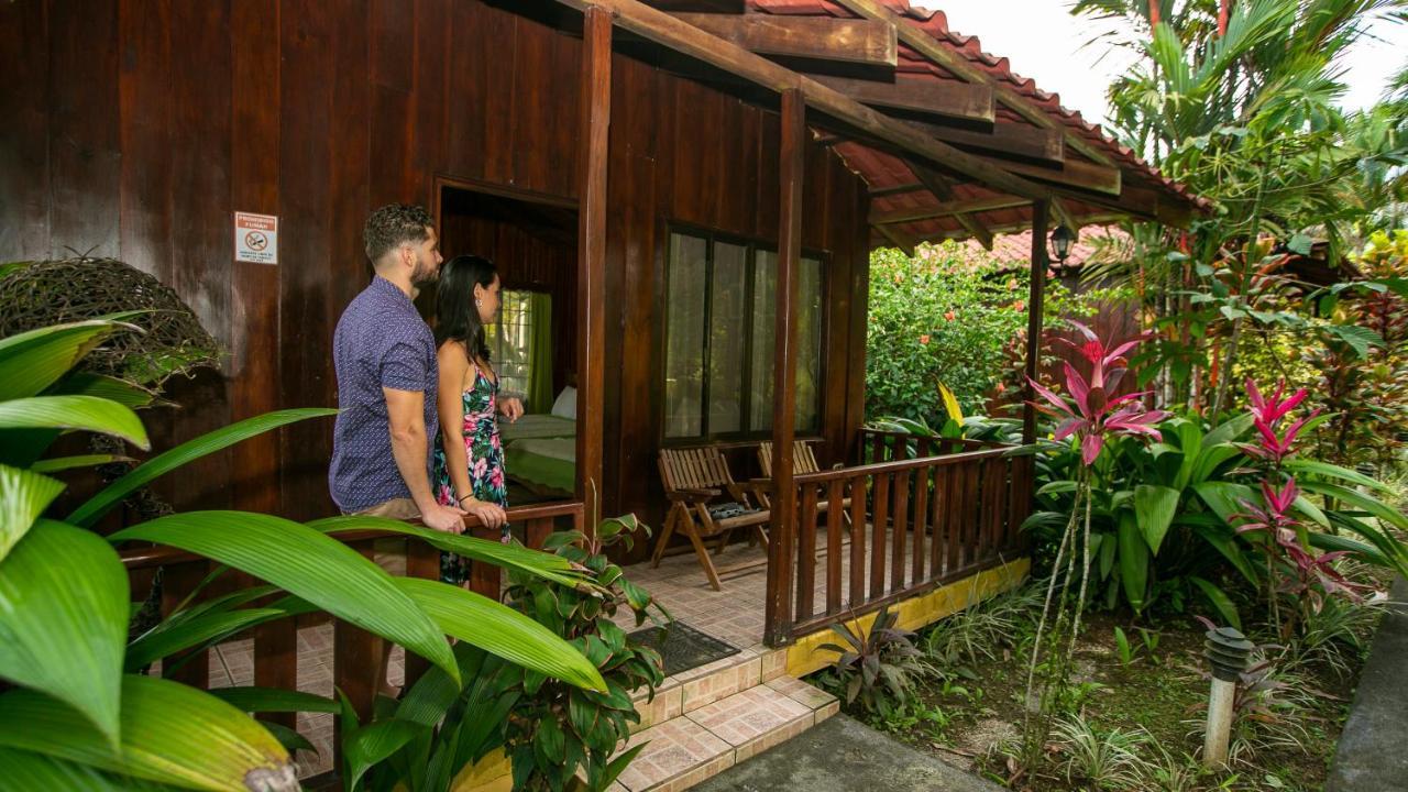 Hotel Rancho Cerro Azul La Fortuna Exteriör bild
