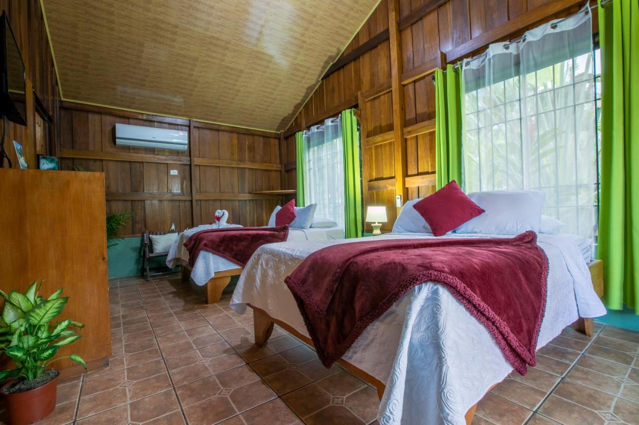 Hotel Rancho Cerro Azul La Fortuna Exteriör bild