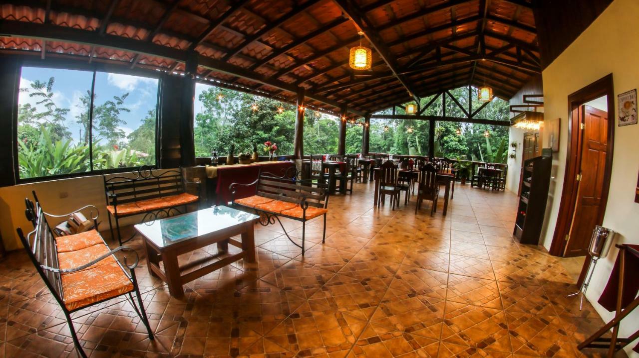 Hotel Rancho Cerro Azul La Fortuna Exteriör bild